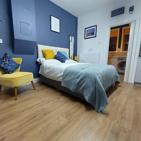 Inviting 1-Bed Apartment In 荷尼湾 外观 照片