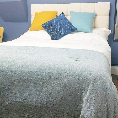 Inviting 1-Bed Apartment In 荷尼湾 外观 照片